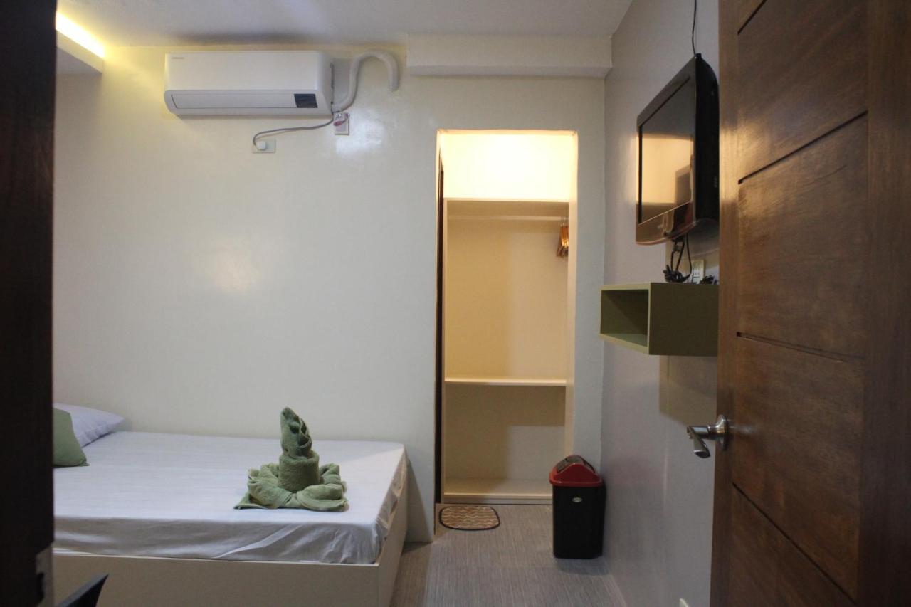 Ninie'S Place Puerto Princesa Екстер'єр фото