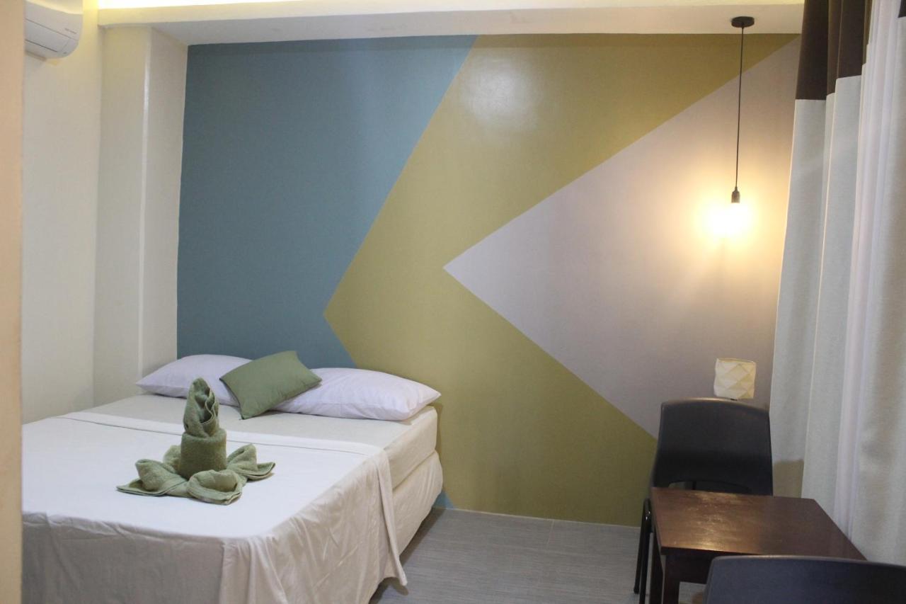 Ninie'S Place Puerto Princesa Екстер'єр фото