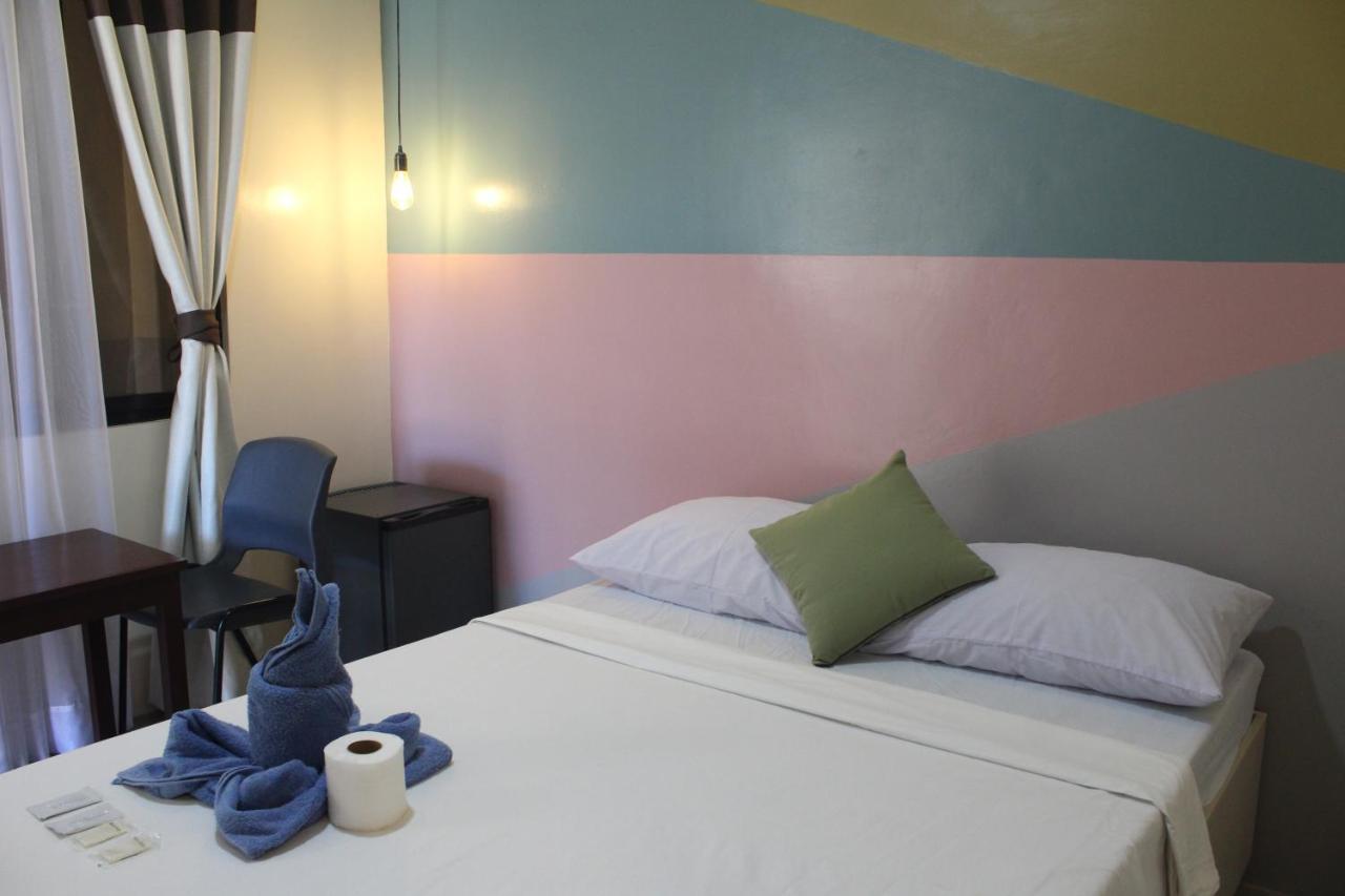 Ninie'S Place Puerto Princesa Екстер'єр фото