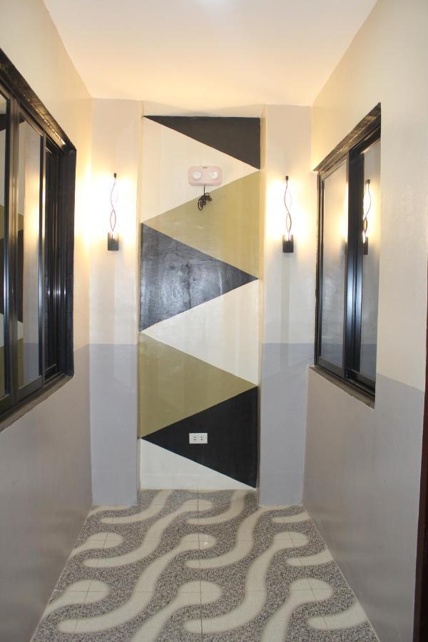 Ninie'S Place Puerto Princesa Екстер'єр фото