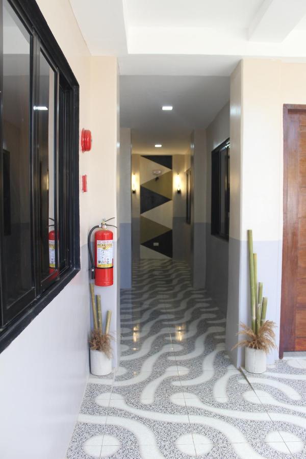 Ninie'S Place Puerto Princesa Екстер'єр фото