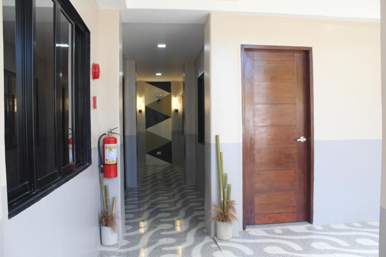 Ninie'S Place Puerto Princesa Екстер'єр фото
