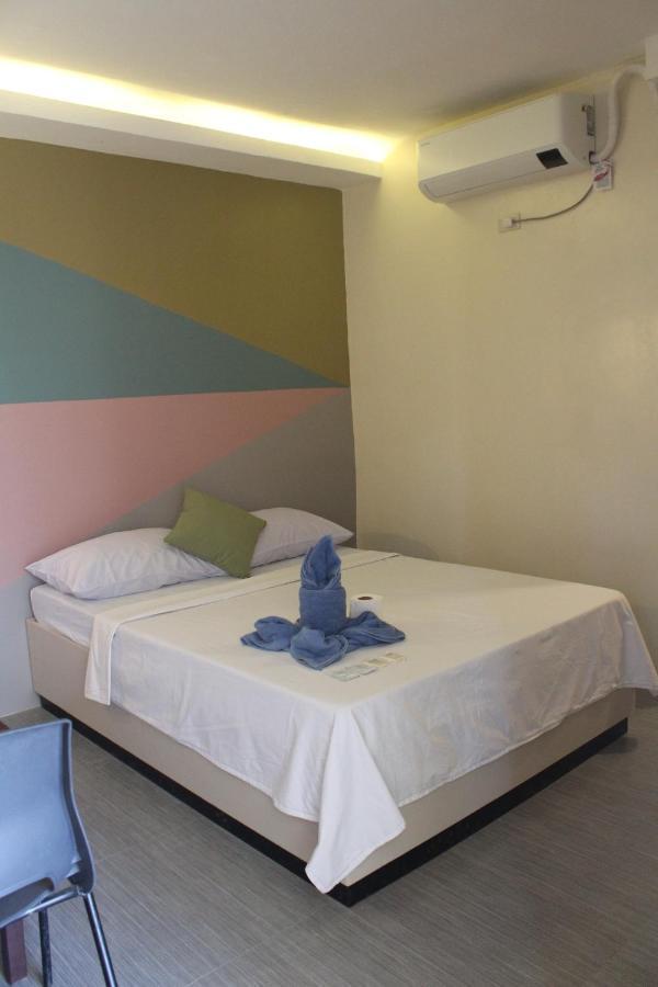 Ninie'S Place Puerto Princesa Екстер'єр фото