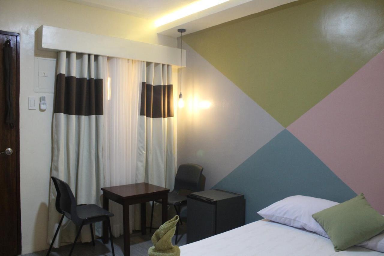 Ninie'S Place Puerto Princesa Екстер'єр фото