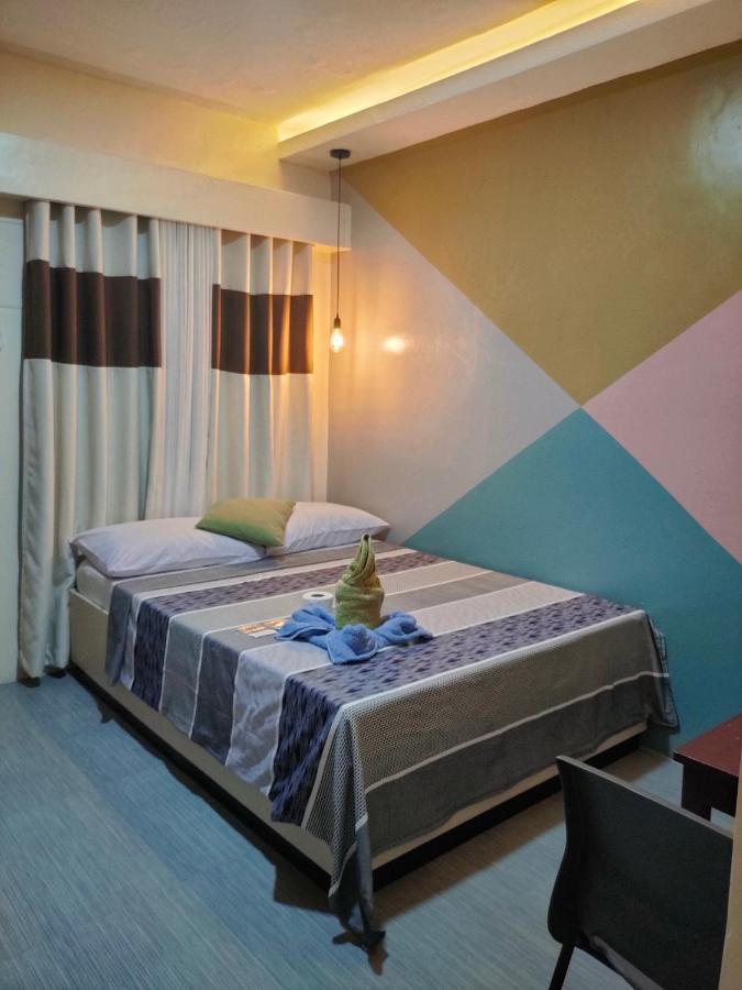 Ninie'S Place Puerto Princesa Екстер'єр фото