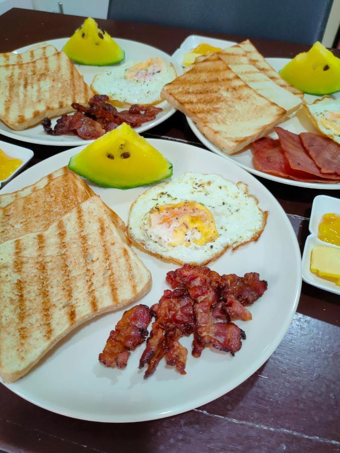 Ninie'S Place Puerto Princesa Екстер'єр фото